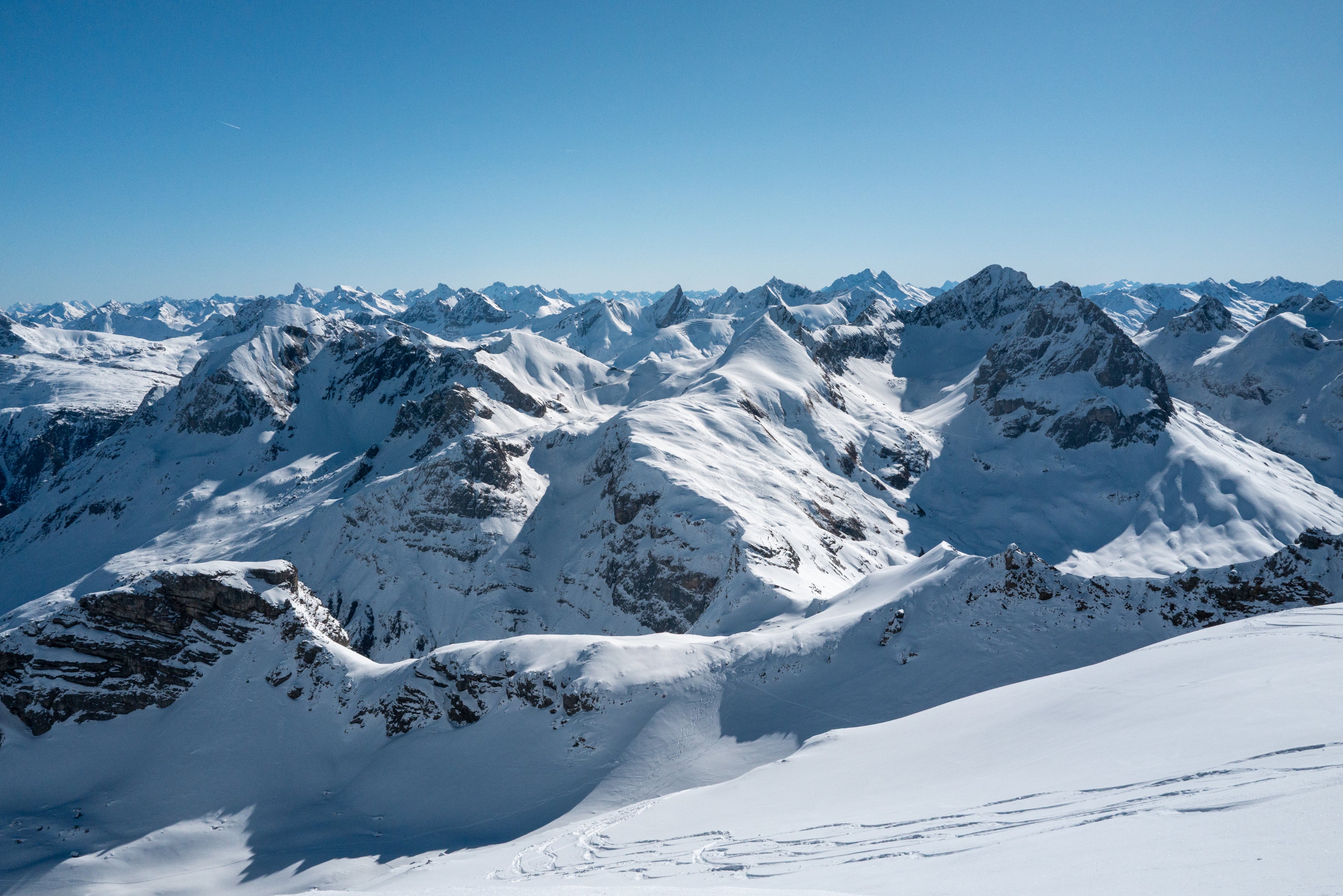 7-Day Premium Week Freeride & Heliskiing