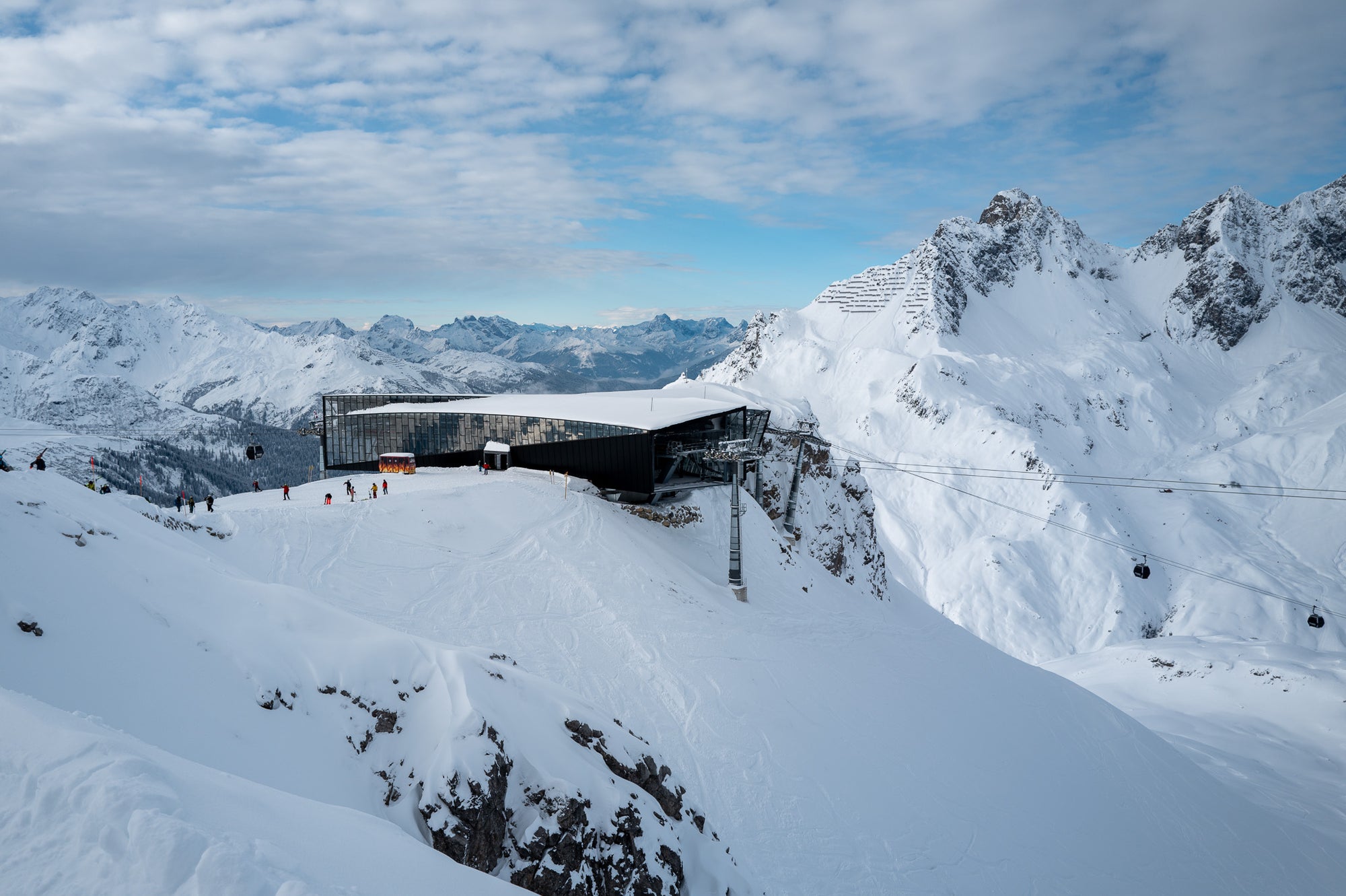 4-Day Arlberg freeride camp for advanced & expert women skiers