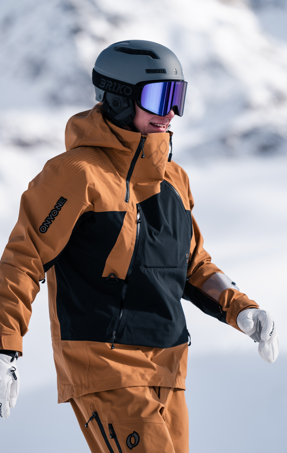 Sue favorite ONYONE Ski Shell Suit