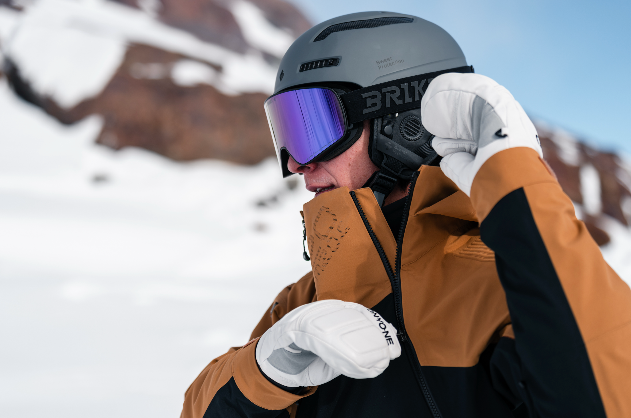 Sue favorite ONYONE Ski Shell Suit