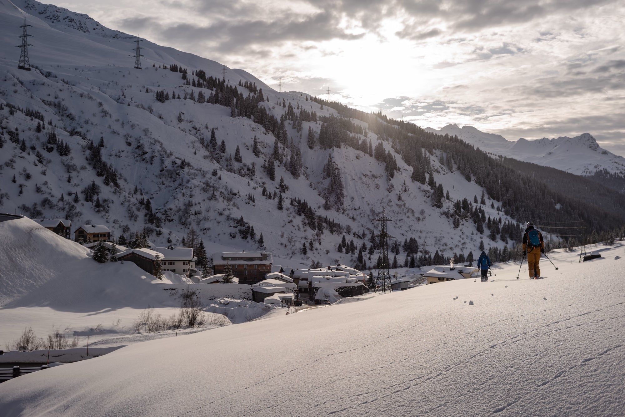 Insider Tip: 3-Day Arlberg Ski & Bonfire Camp