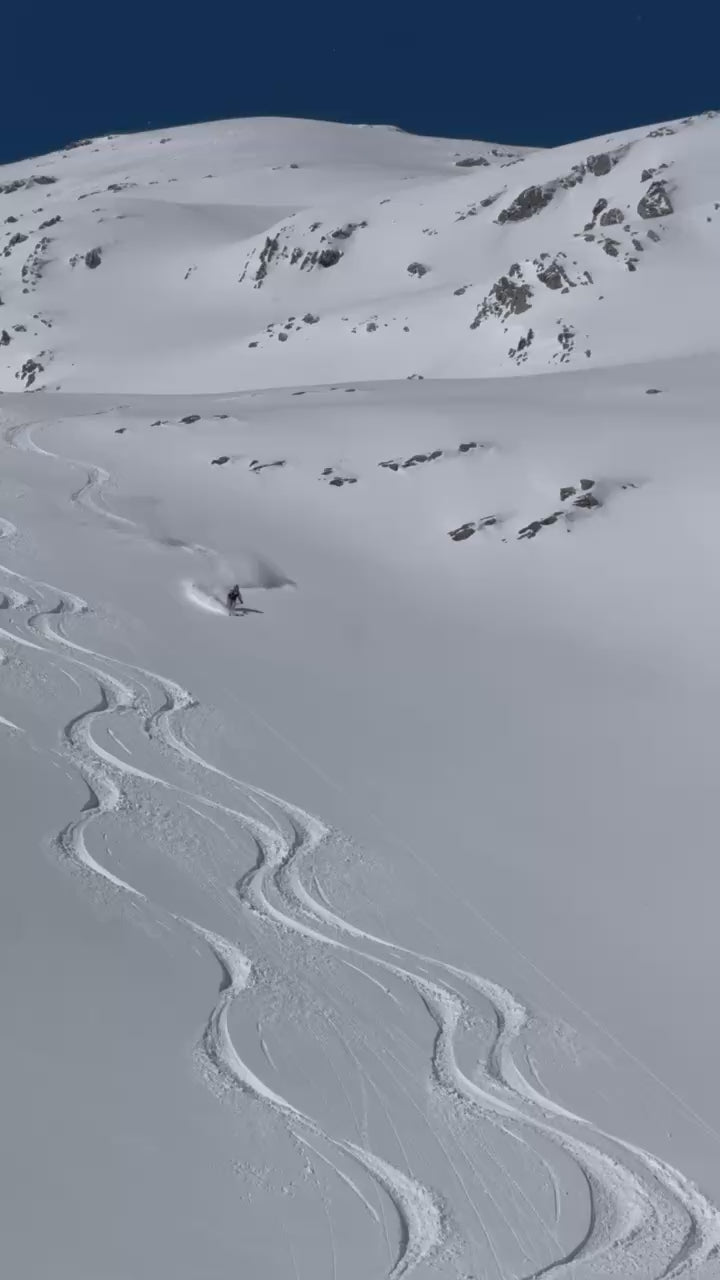 7-Day Premium Week Freeride & Heliskiing