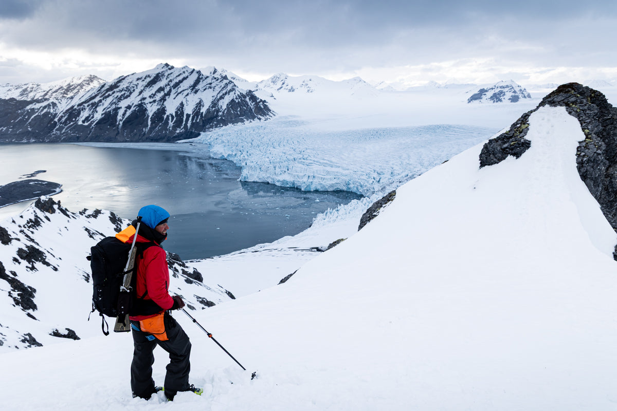 Sail & Ski Svalbard private yacht ski expedition