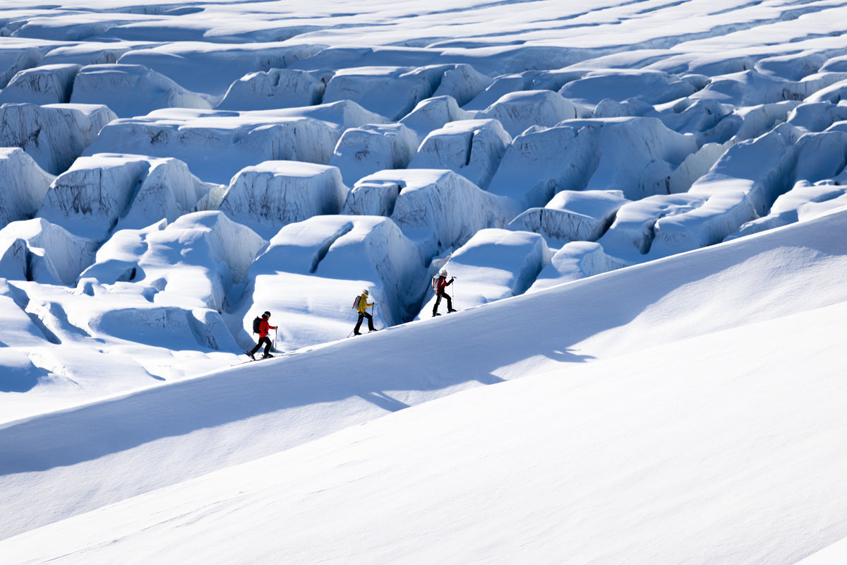 Sail & Ski Svalbard private yacht ski expedition