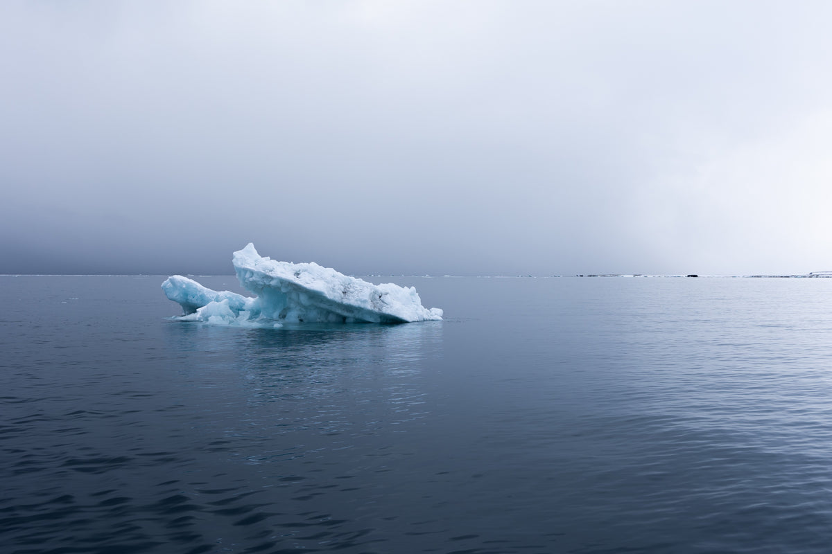 Sail & Ski Svalbard private yacht ski expedition